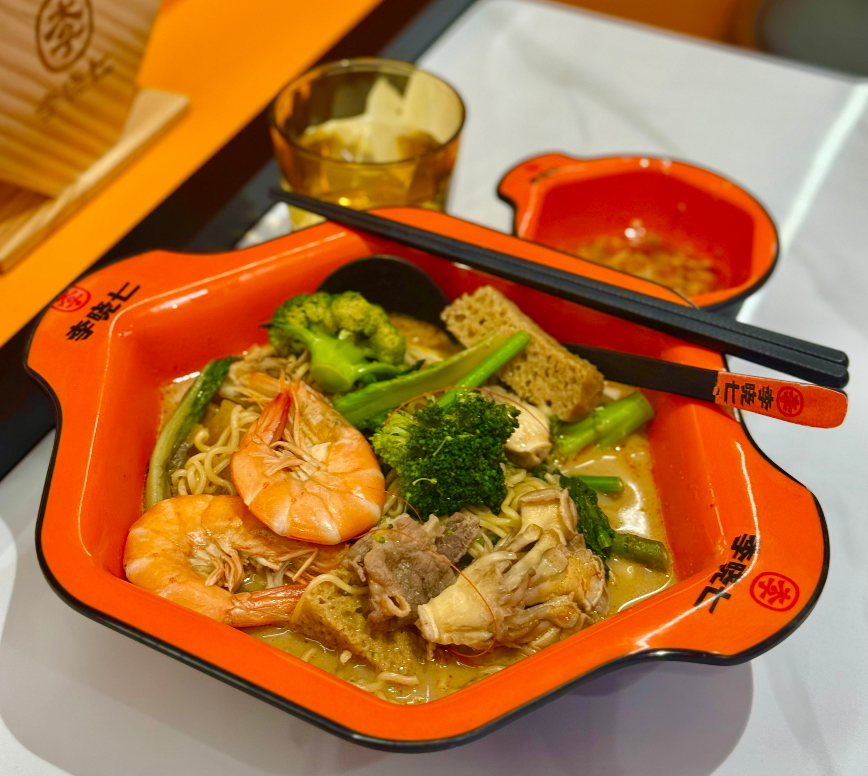 李暁七マーラータン渋谷サクラステージ店